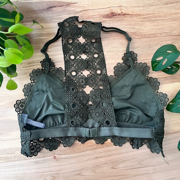 Aerie lace racer back bralette - Picture 2 of 3